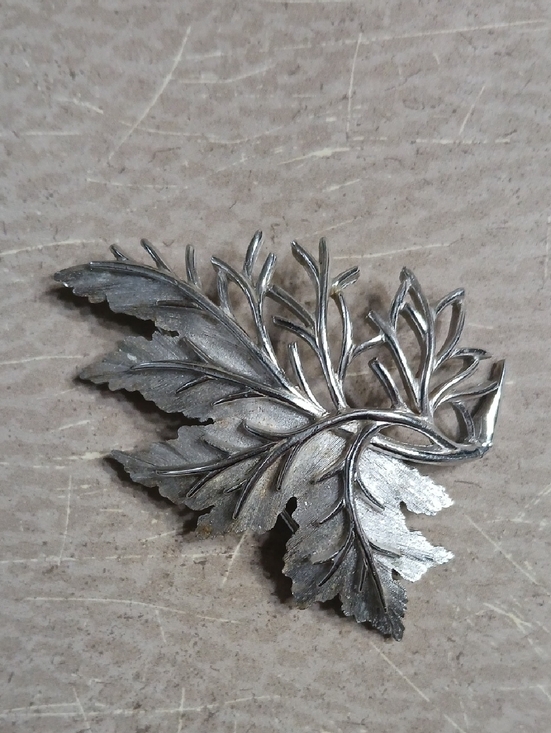 Crown Trifari Jewelry - TRIFARI Silver Leaf Brooch